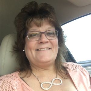 Meet your Posher, Mary jo